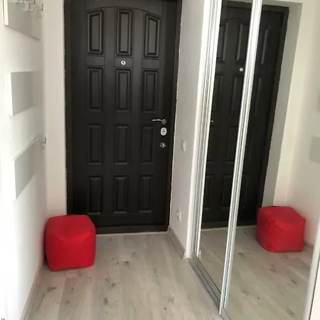 Apartment In Arcadia *